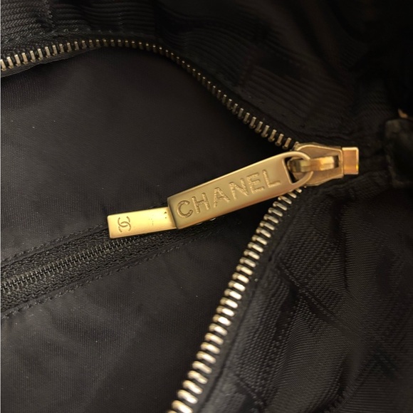 Chanel Black Nylon Tote Bag Travel Line Logo Shoulder Purse Vintage Authentic - Picture 11 of 12